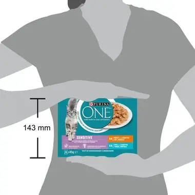 Purina ONE® Sensitive Fijne Malse Reepjes in Saus met Kip en Tonijn natvoer voor katten 8x85g